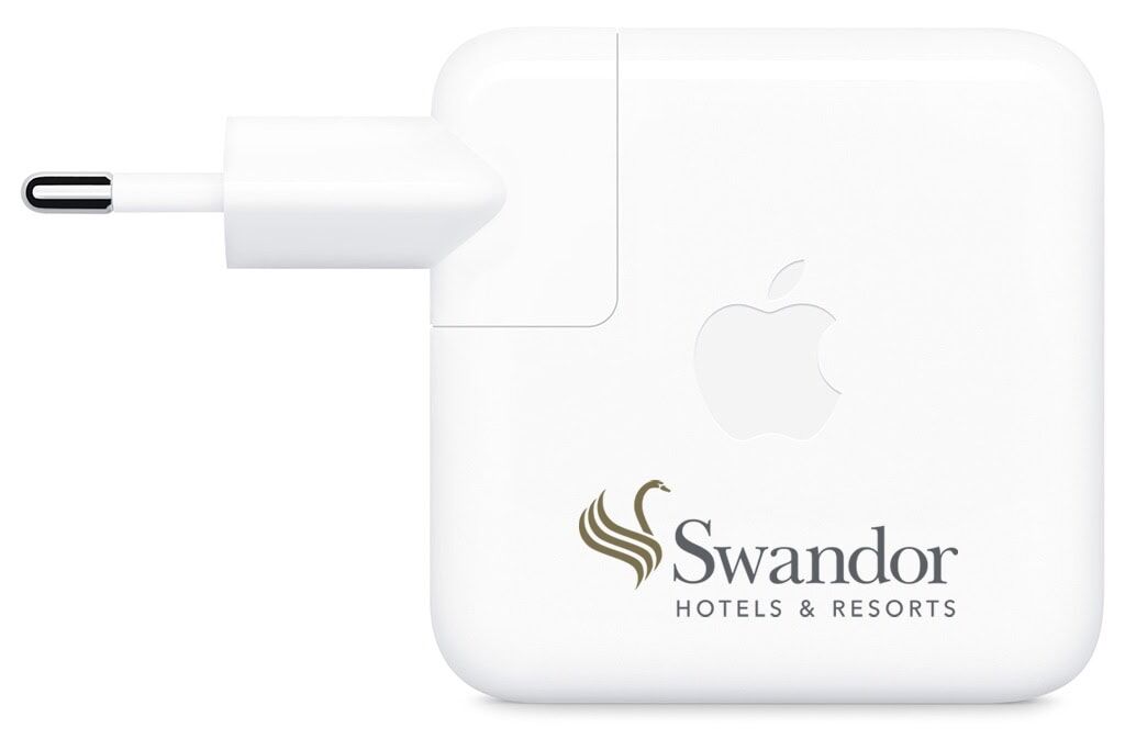 Apple 70W Hızlı Şarj Destekli Type-C Şarj Adaptörü