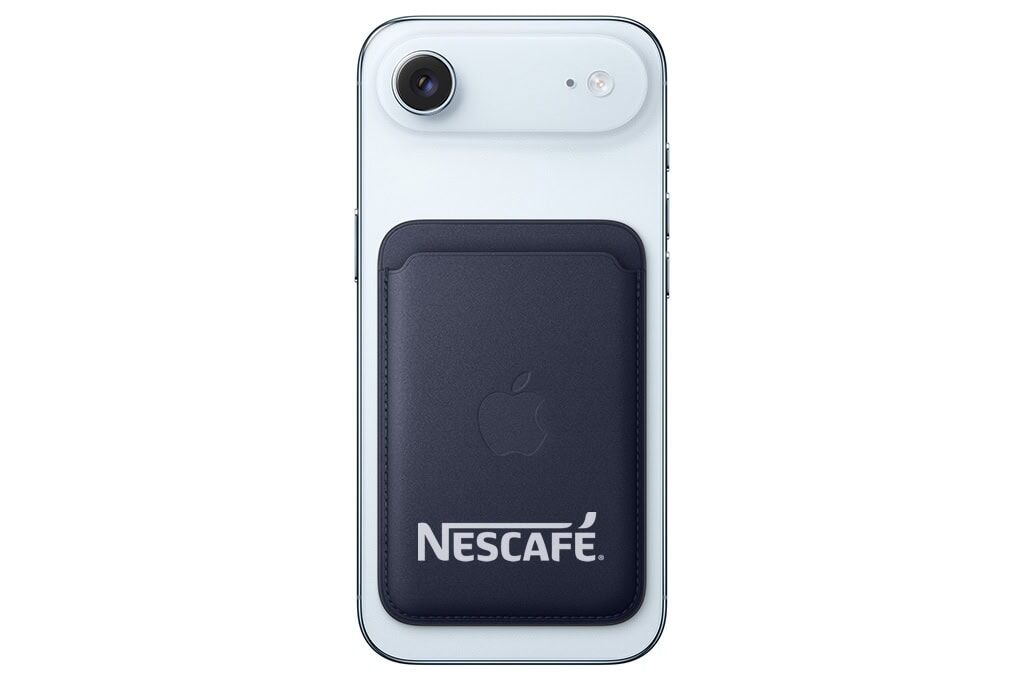 Apple iPhone FineWoven MagSafe Cüzdan