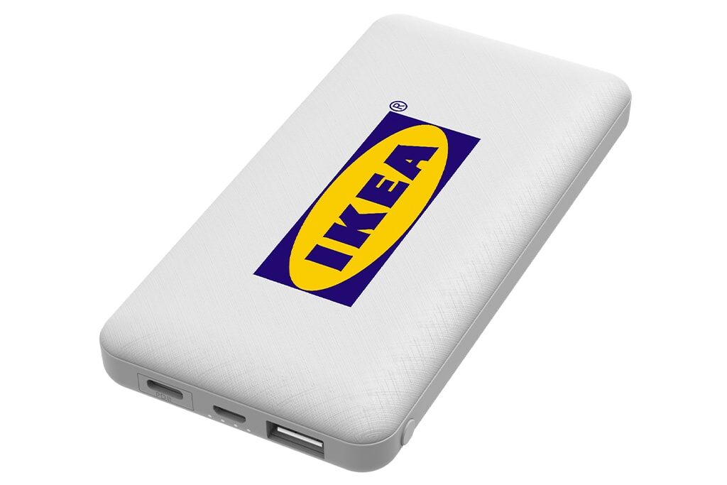 Çift USB ve Type-C Çıkışlı 10.000 mAh Powerbank Çift USB ve Type-C Çıkışlı 10.000 mAh Powerbank